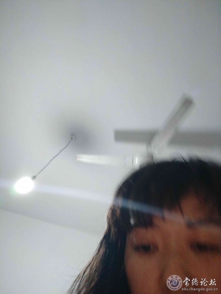 手机丢失当晚抓拍到的捡到手机的人